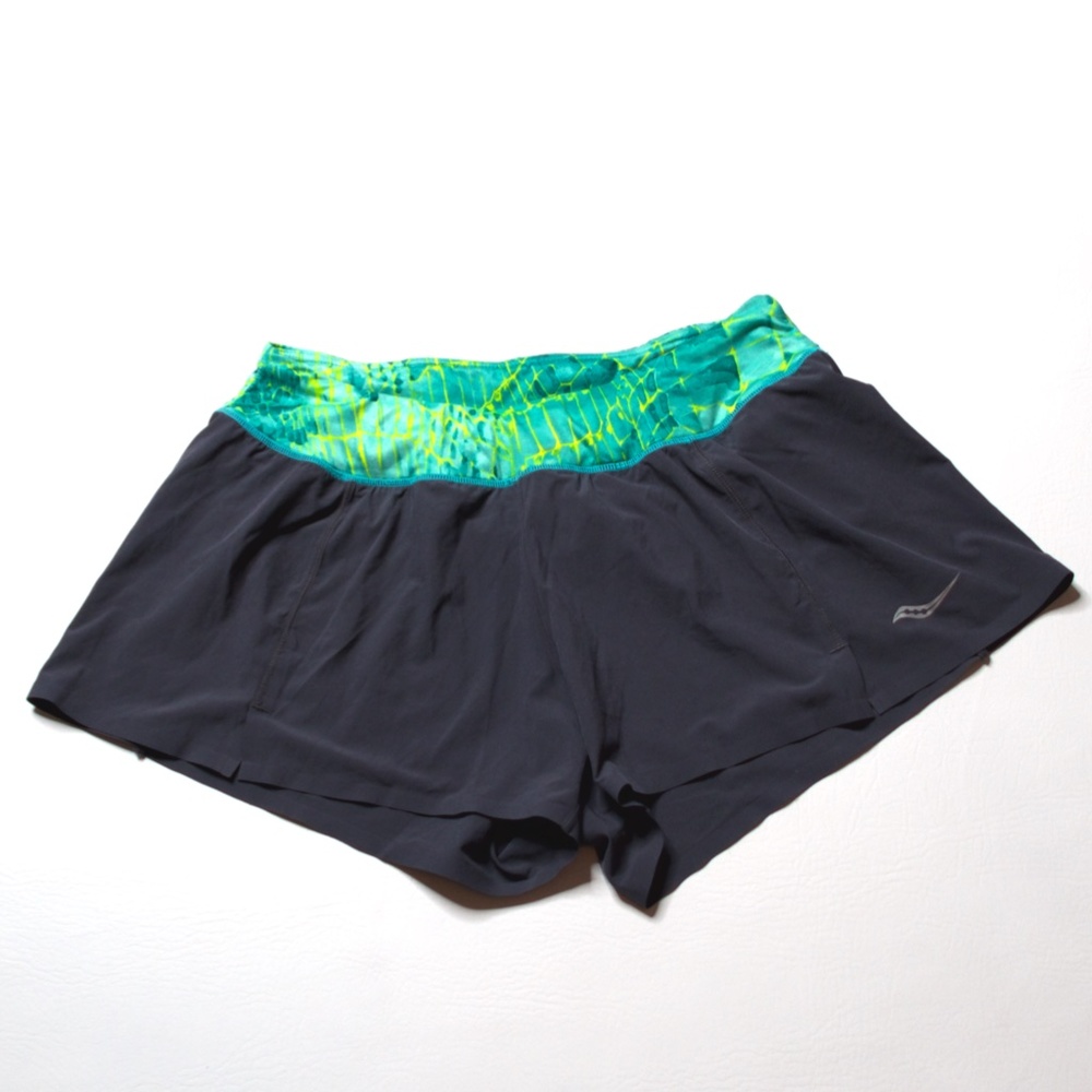 Saucony gray shorts Sz: M